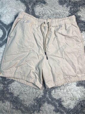 Jordan Mens Shorts XL FN4549 Cotton Essentials Woven Cream Golf Beach